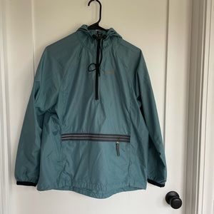 Vintage Nike Quarter Zip Windbreaker With Large Front Zip Pocket. Packable Small